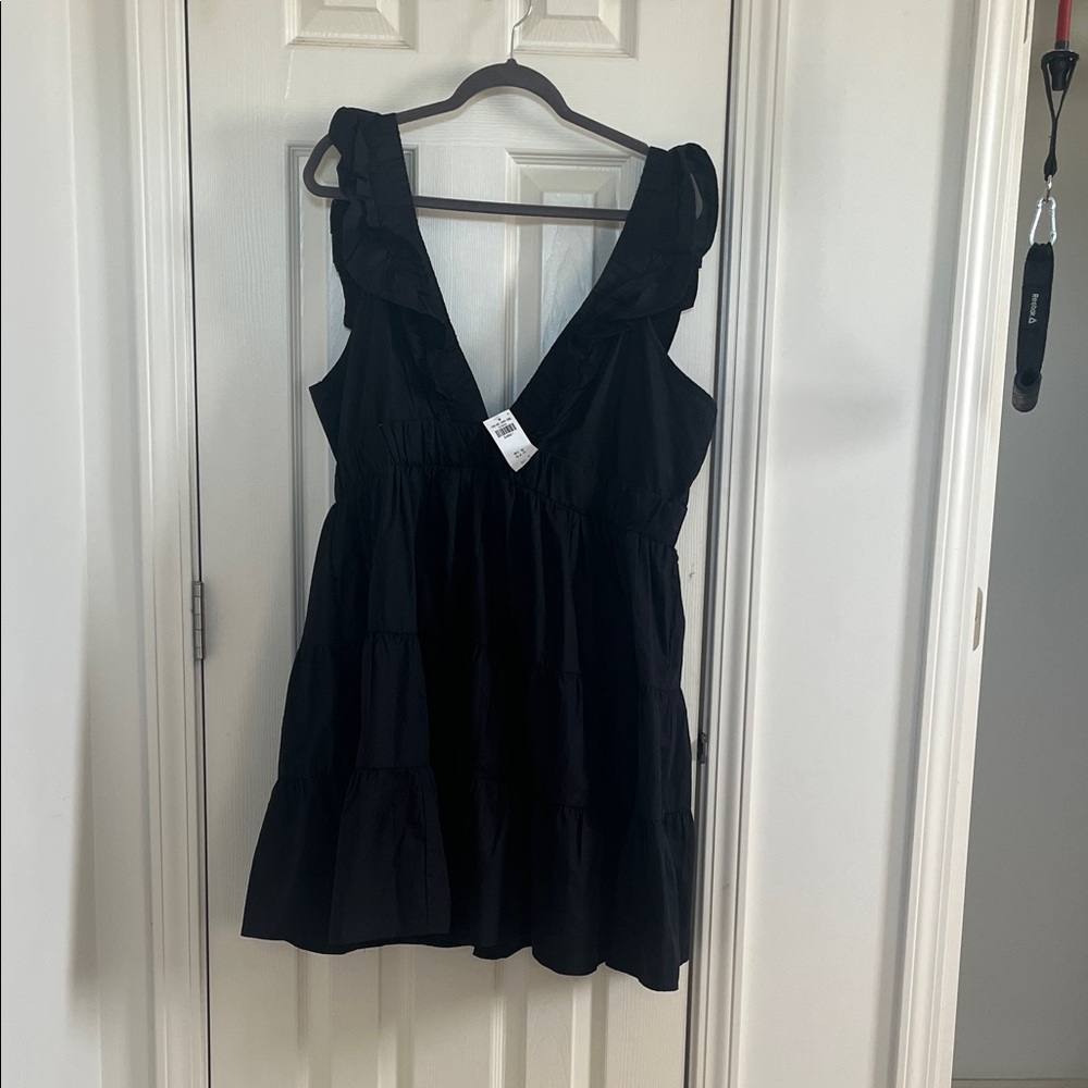 NWT!! Abercrombie & Fitch Black Ruffle Dress